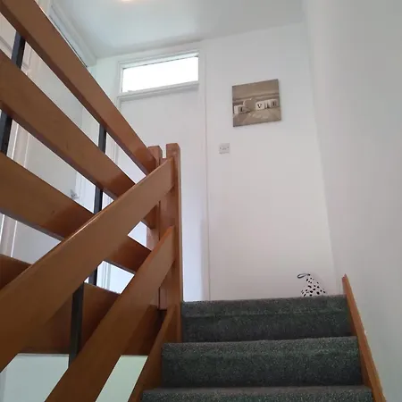 Lovely 3 Bedroom House In Great Location Сasa de vacaciones